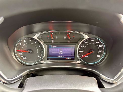 Used 2023 Chevrolet Equinox LS w/ LS Convenience Package AWD/4WD image 36