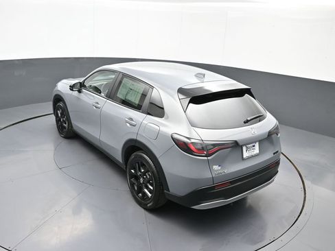Certified 2024 Honda HR-V Sport image 38