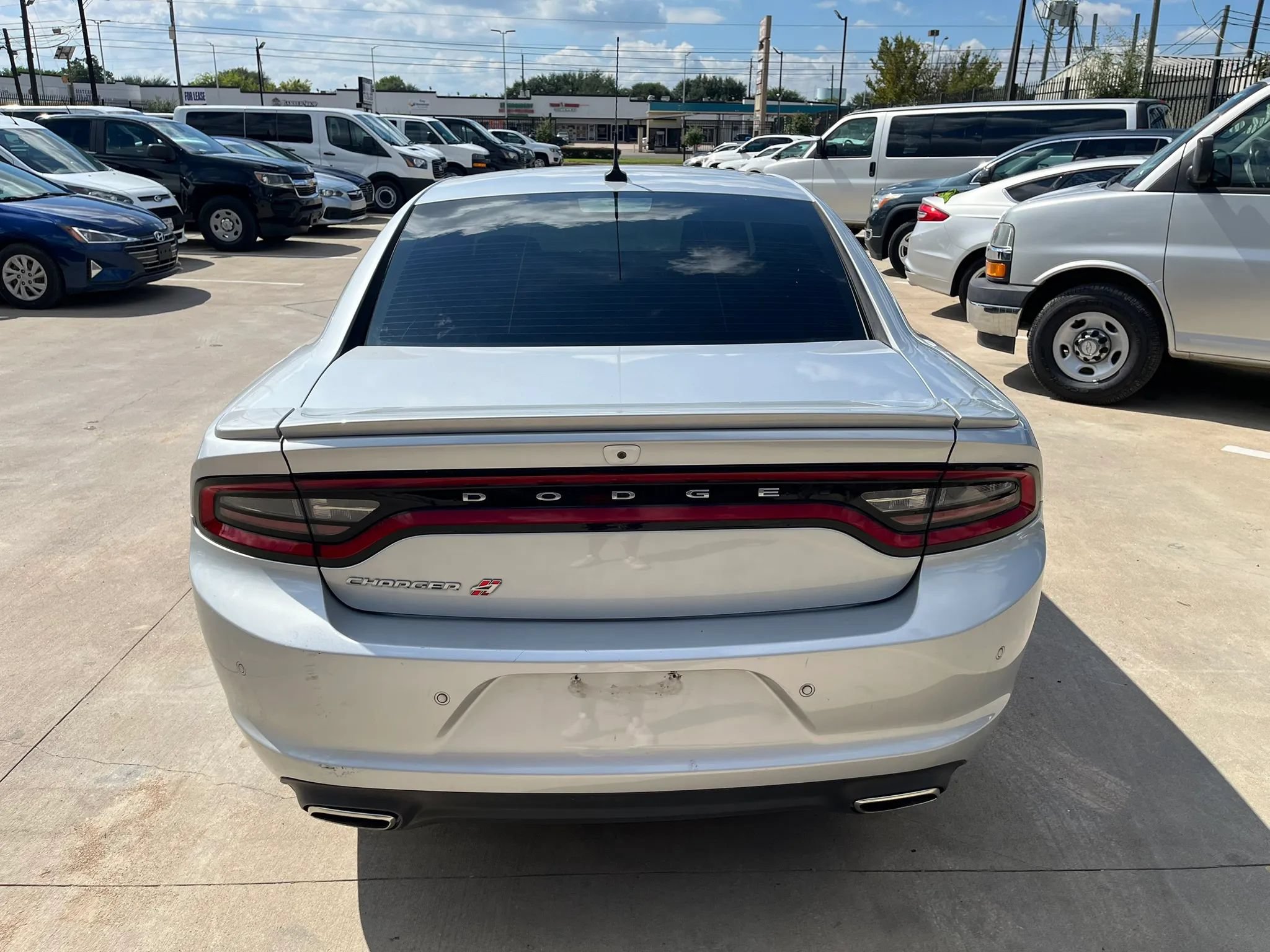 Used 2020 Dodge Charger SXT AWD/4WD image 8