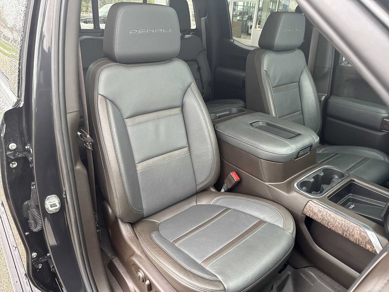 Certified 2020 GMC Sierra 1500 Denali w/ Denali Ultimate Package AWD/4WD image 34