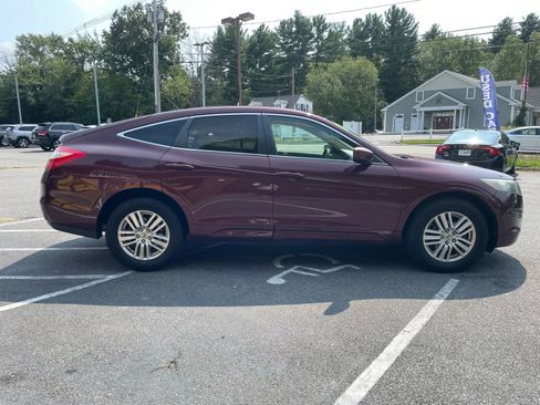 Used 2012 Honda Crosstour EX image 4