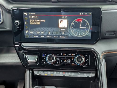 Used 2024 GMC Sierra 1500 AT4 w/ Technology Package image 17