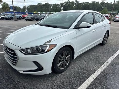 Used 2018 Hyundai Elantra Value Edition FWD image 1