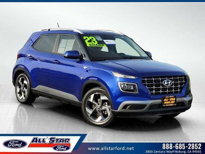 Used 2023 Hyundai Venue Limited w/ Cargo Package