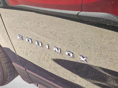 Used 2023 Chevrolet Equinox LT image 16