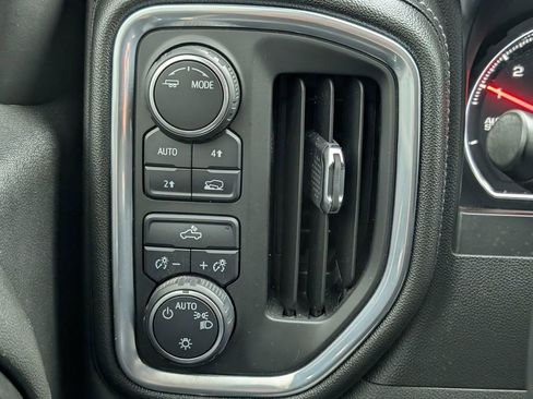 Used 2021 Chevrolet Silverado 1500 LT AWD/4WD image 33