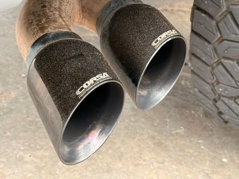 Used 2012 Ford F150 Raptor w/ Raptor Luxury Pkg image 12