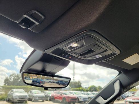 Used 2024 GMC Sierra 1500 AT4 w/ Technology Package image 25