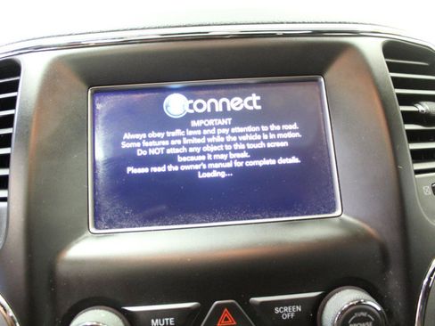 Used 2020 Jeep Grand Cherokee Laredo w/ Security & Convenience Group image 15