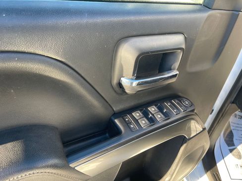 Used 2018 Chevrolet Silverado 1500 LT image 12