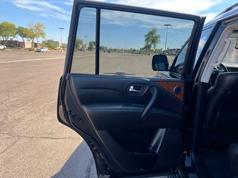 Used 2019 INFINITI QX80 Luxe w/ Proassist Package image 27