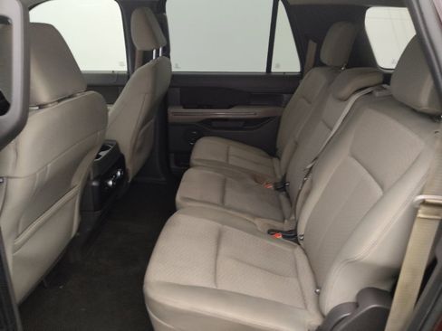 Used 2021 Ford Expedition Max XLT w/ FX4 Off-Road Package AWD/4WD image 18