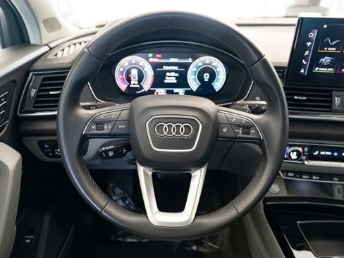 Used 2023 Audi Q5 2.0T Premium Plus w/ Premium Plus Package AWD/4WD image 14