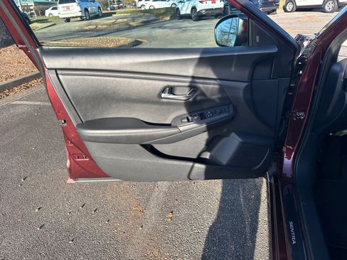 Used 2024 Nissan Sentra SV w/ All-Weather Package image 10