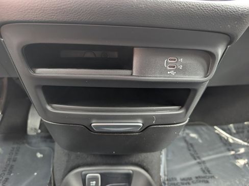 New 2026 Chrysler Voyager LX image 28