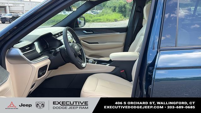 New 2026 Jeep Grand Cherokee L Limited AWD/4WD image 9