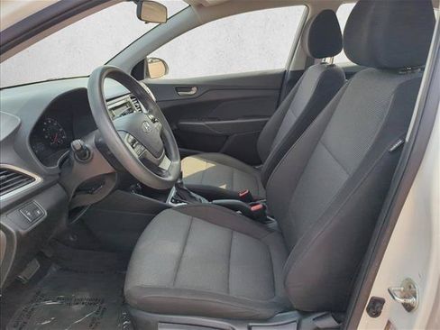 Used 2019 Hyundai Accent SE FWD image 16
