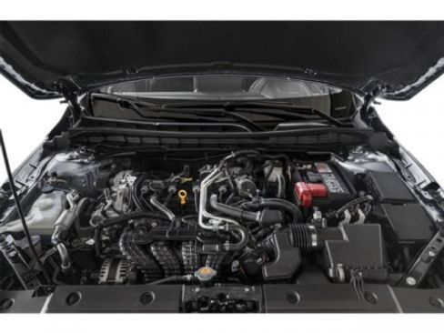 Used 2025 Nissan Altima 2.5 SR AWD/4WD image 14