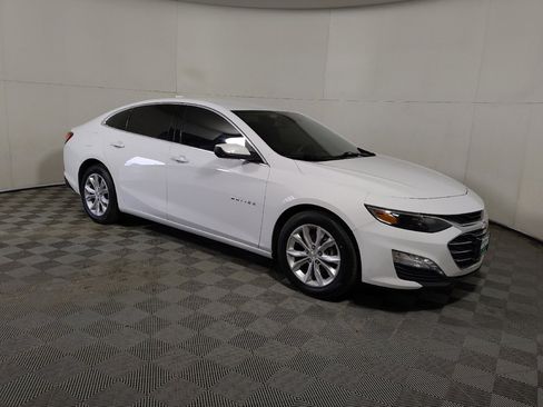 Used 2020 Chevrolet Malibu LT FWD image 11