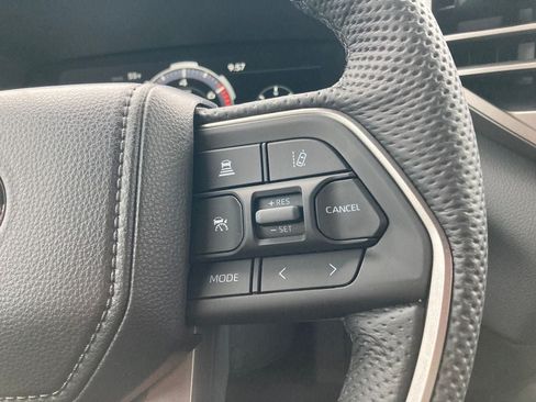 New 2026 Toyota Tundra Limited AWD/4WD image 9