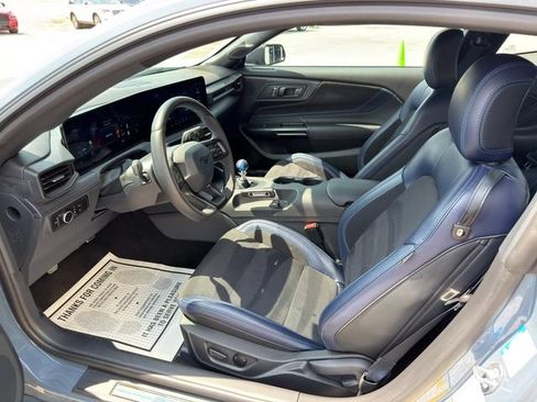 Used 2025 Ford Mustang Dark Horse RWD image 16