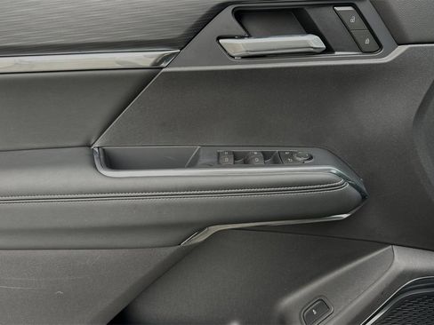 New 2025 GMC Acadia Elevation w/ Black Edition image 9