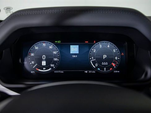 Used 2026 Land Rover Defender 110 X-Dynamic SE AWD/4WD image 23