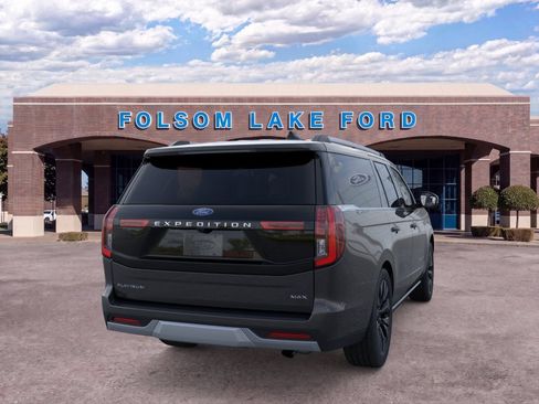 New 2026 Ford Expedition Max Platinum w/ Driver's Package AWD/4WD image 8
