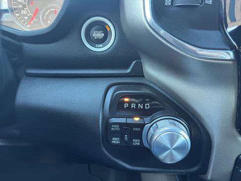 Used 2019 RAM 1500 Laramie AWD/4WD image 25