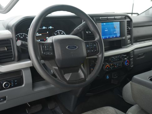 Used 2024 Ford F250 XLT image 23