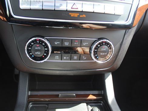 Used 2018 Mercedes-Benz GLS 550 4MATIC image 17