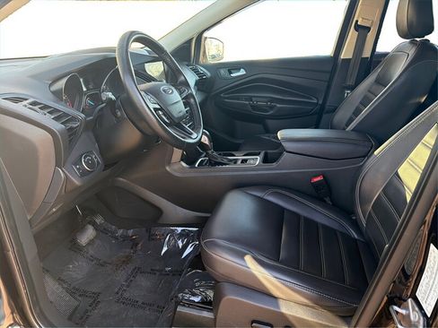 Used 2019 Ford Escape SEL image 10