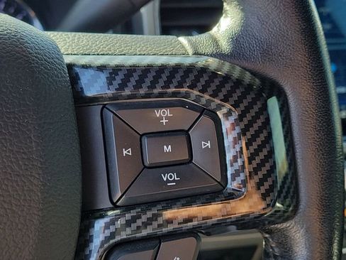 Used 2022 Ford F250 Lariat w/ Black Appearance Package AWD/4WD image 29