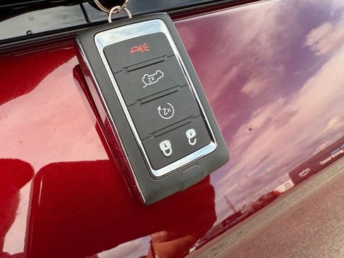 New 2025 Jeep Grand Cherokee Laredo X w/ Luxury Tech Group I image 29