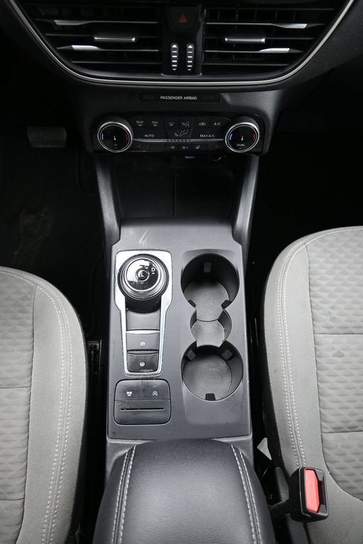 Used 2022 Ford Escape SE w/ SE Sport Appearance Package FWD image 21
