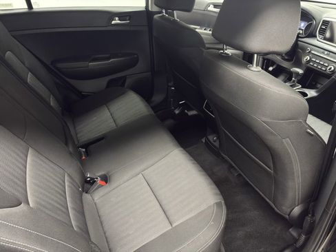 Used 2022 Kia Sportage LX image 47