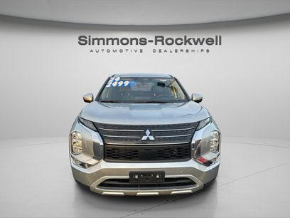 Used 2024 Mitsubishi Outlander SE