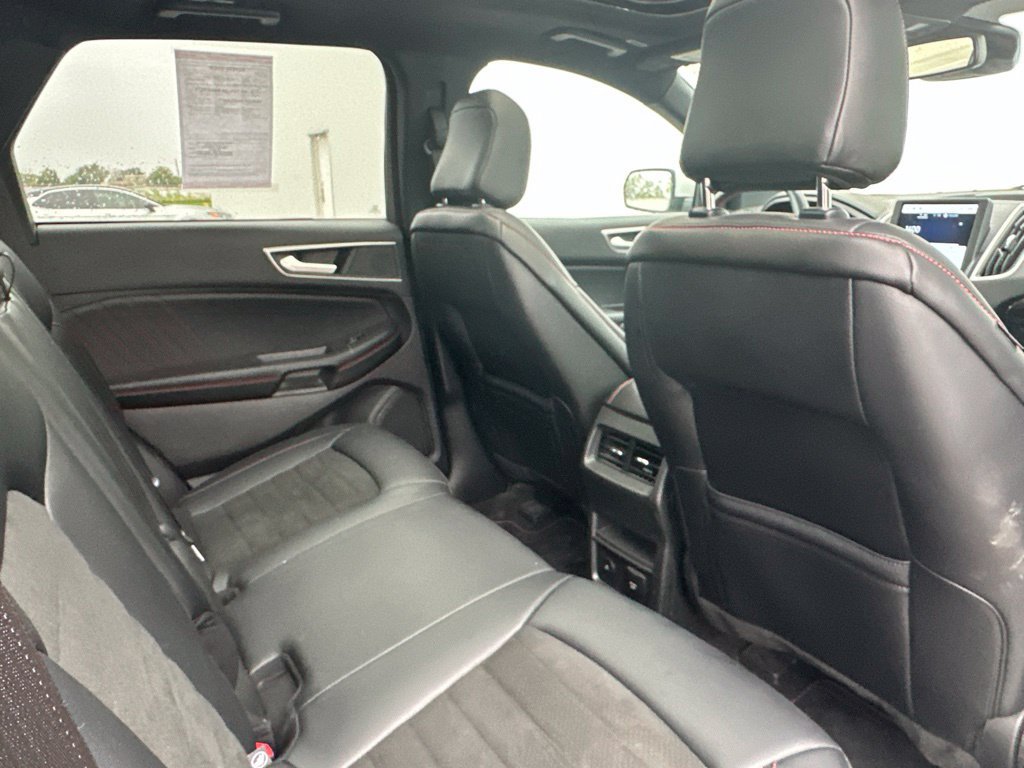 Certified 2024 Ford Edge ST-Line AWD/4WD image 31
