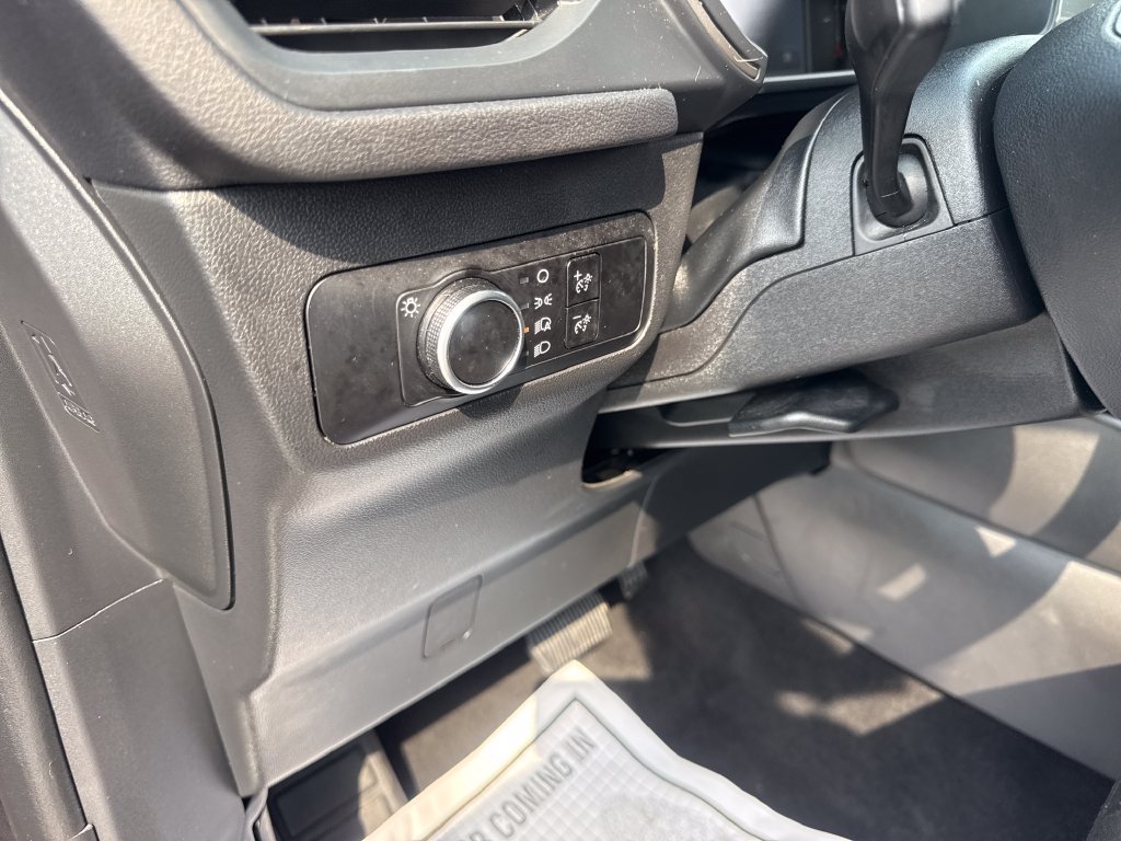 Used 2025 Ford Escape Active AWD/4WD image 25