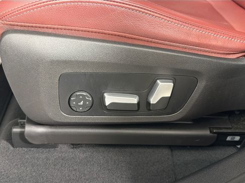 Certified 2023 BMW X4 xDrive30i w/ M Sport Package image 19