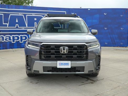 New 2026 Honda Pilot Elite image 2