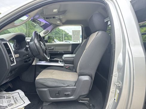 Used 2012 RAM 3500 SLT AWD/4WD image 14