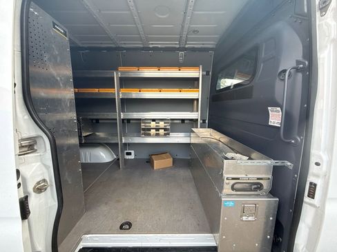Used 2021 Mercedes-Benz Sprinter 2500 w/ Driver Convenience Package image 22