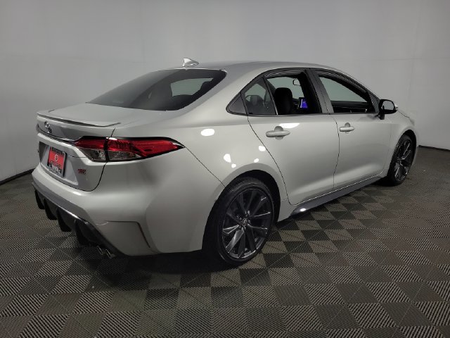 Used 2025 Toyota Corolla SE FWD image 8