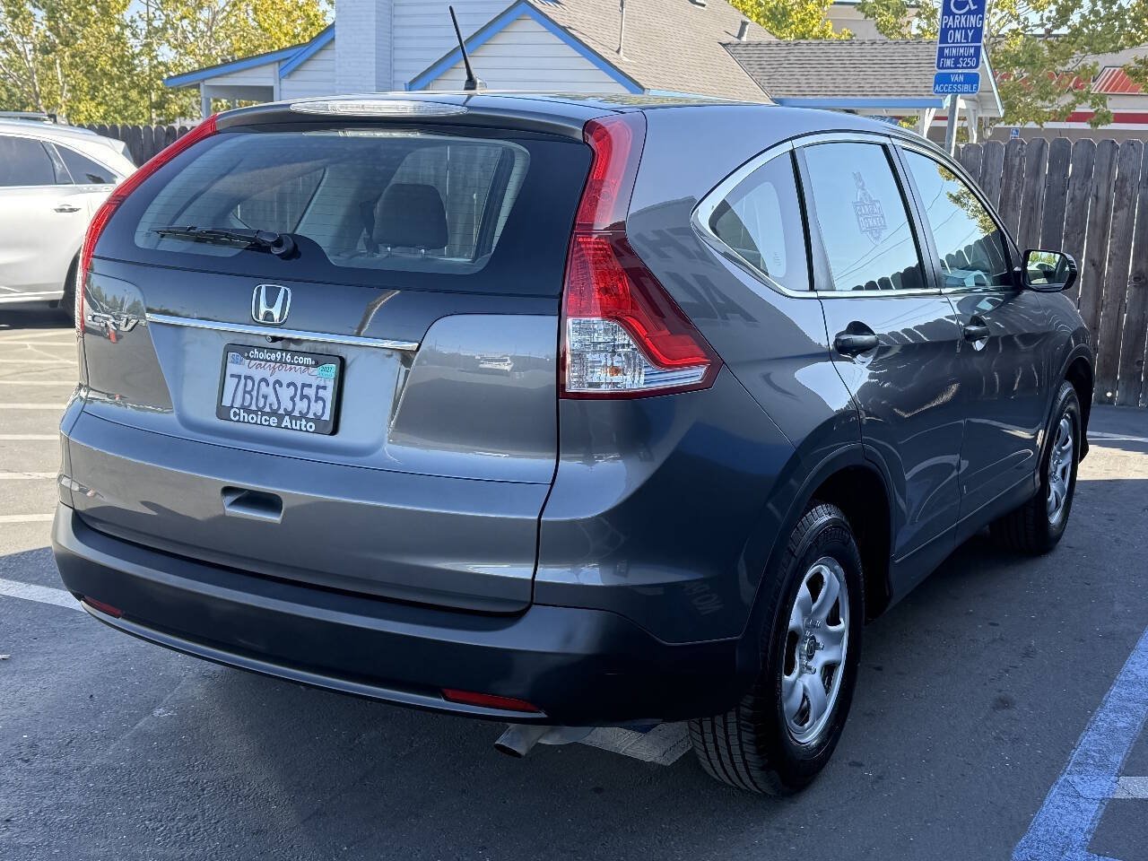 Used 2013 Honda CR-V LX image 4
