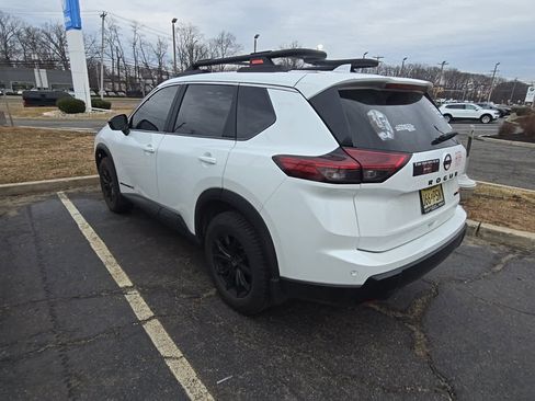 Used 2025 Nissan Rogue SV w/ Rock Creek Premium Package image 2