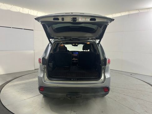 Used 2015 Toyota Highlander Limited Platinum image 13