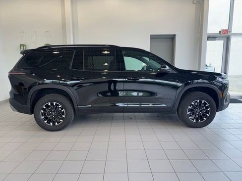 Used 2024 Chevrolet Traverse Z71 AWD/4WD image 32