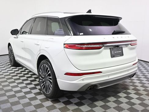 Used 2021 Lincoln Corsair Reserve AWD/4WD image 4