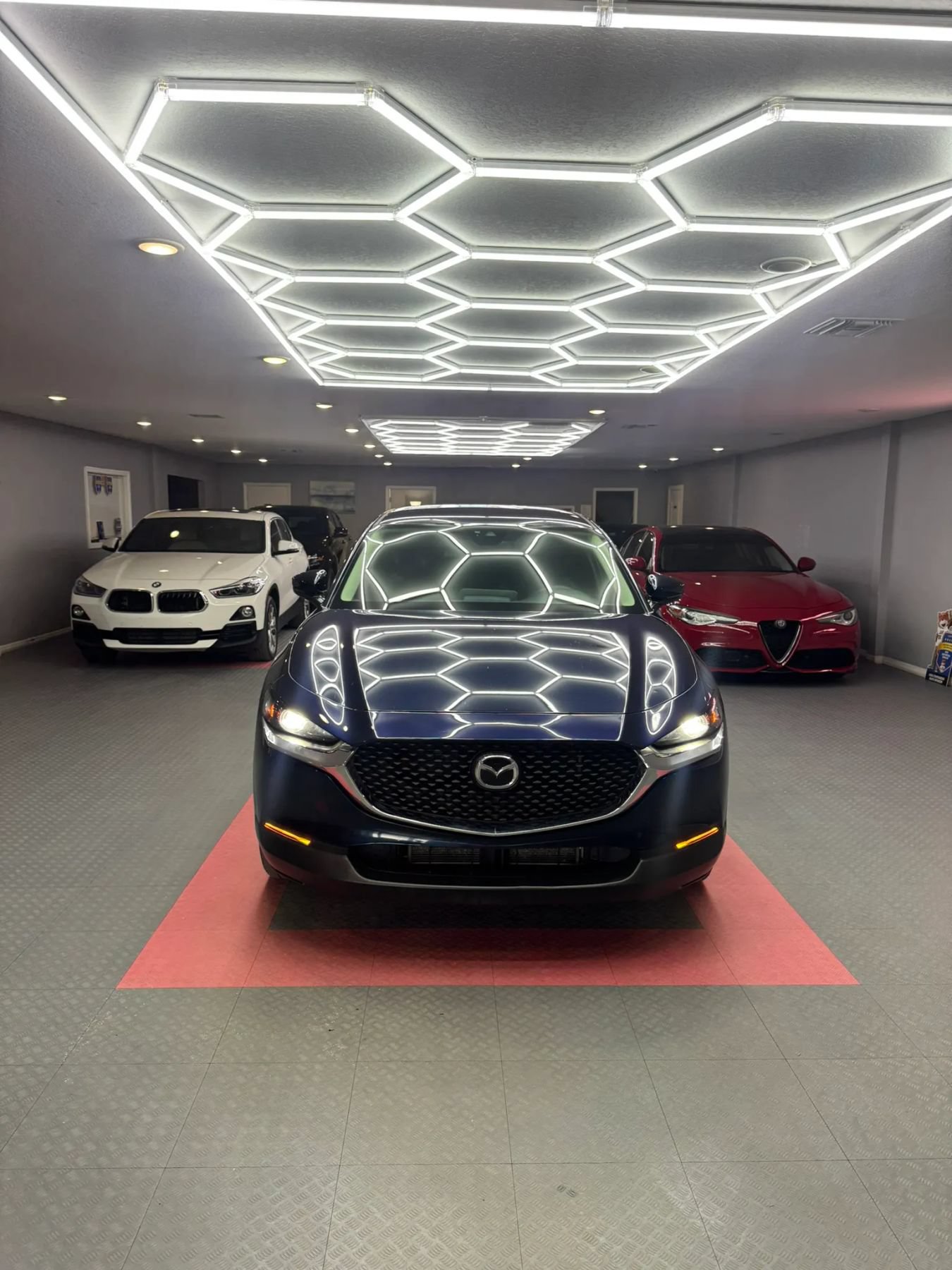 Used 2020 MAZDA CX-30 FWD w/ Select Package image 2